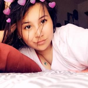 Meet your Posher, Caitlynn